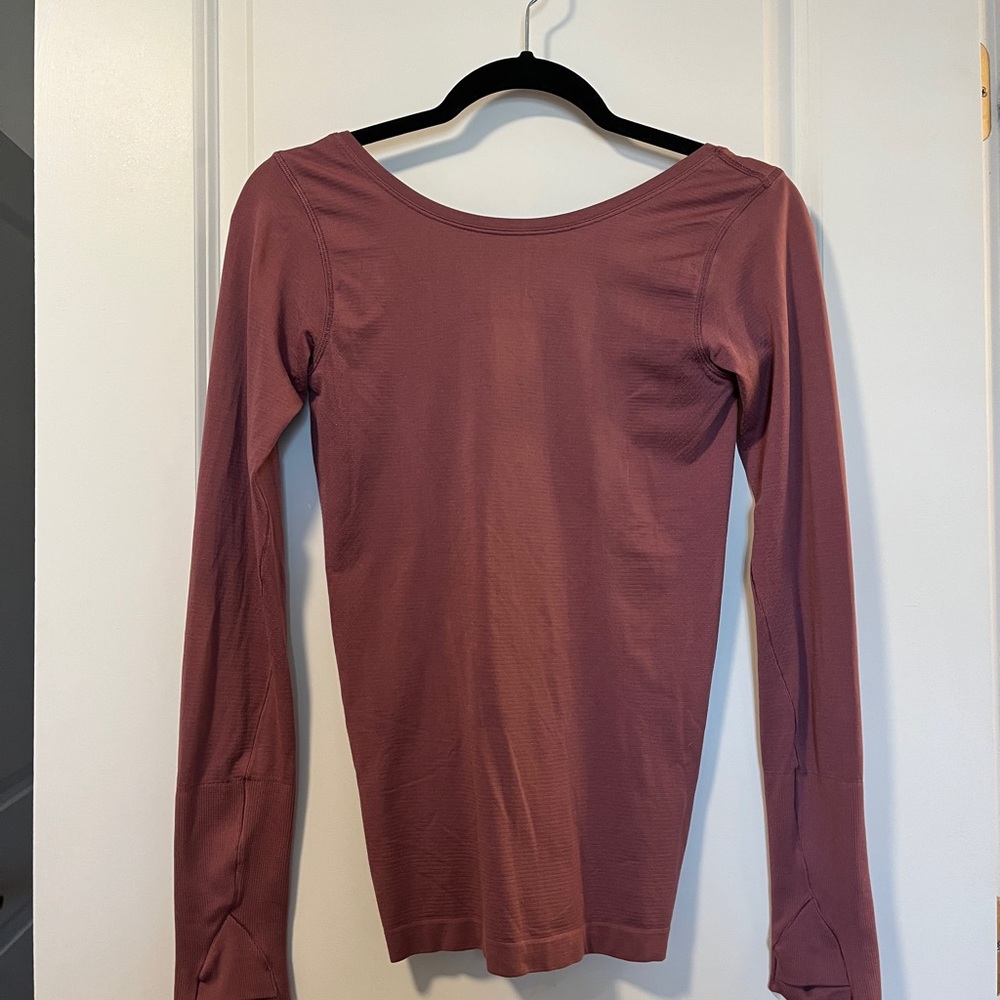 Lululemon Swifty Tech LS Size 4
